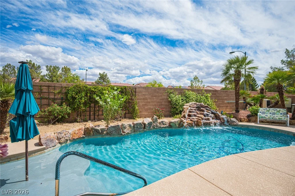 11132 Pentland Downs, Las Vegas, NV 89141