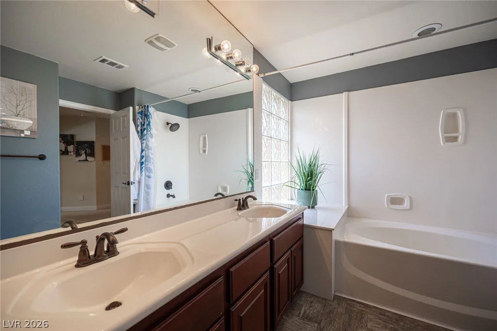 11132 Pentland Downs, Las Vegas, NV 89141