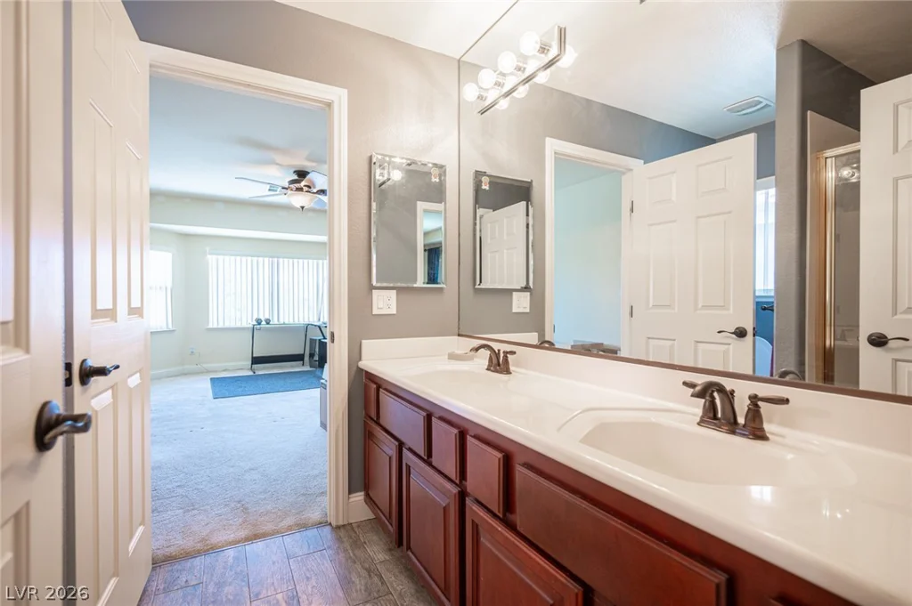 11132 Pentland Downs, Las Vegas, NV 89141