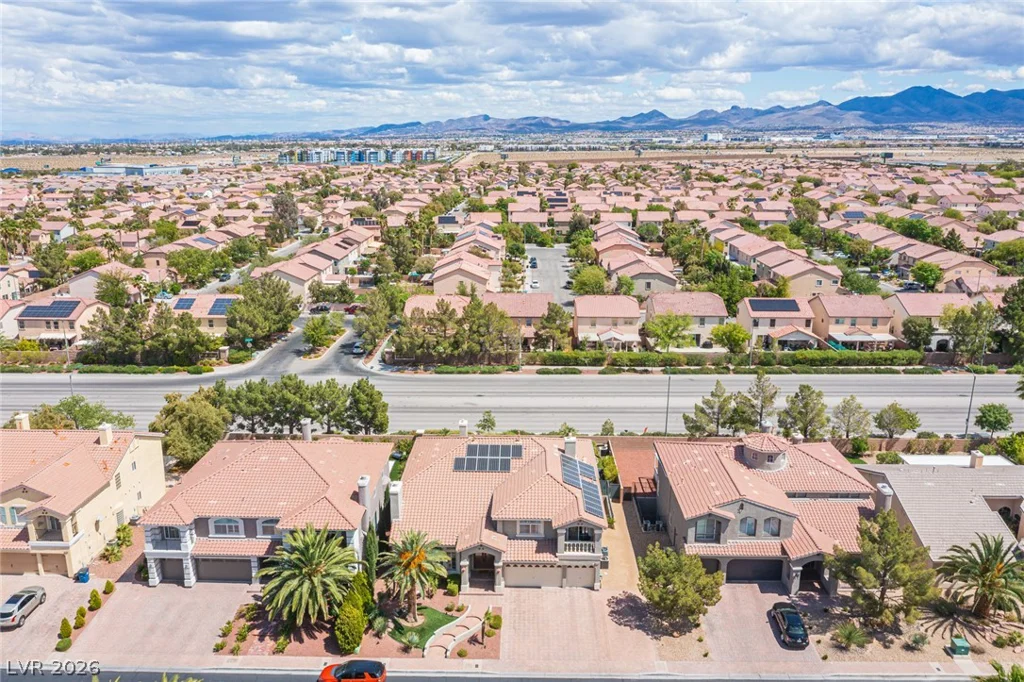 11132 Pentland Downs, Las Vegas, NV 89141