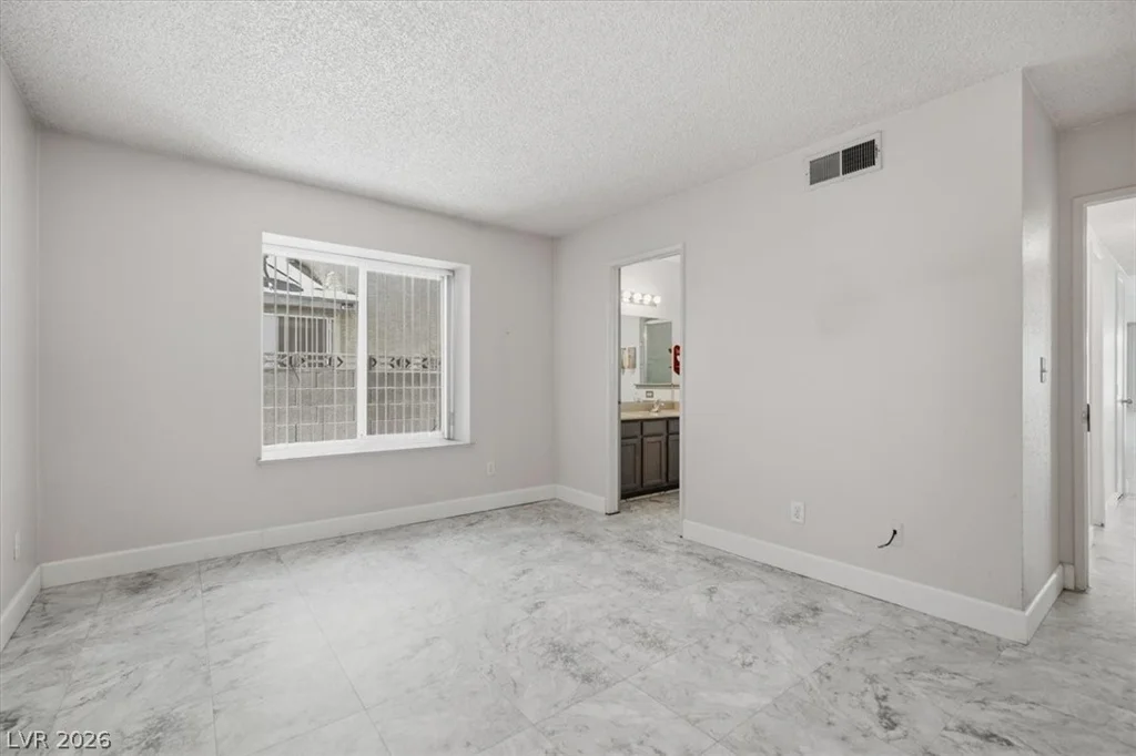 4136 Tully, Las Vegas, NV 89110