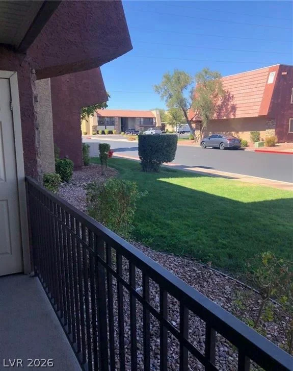 5081 River Glen, Las Vegas, NV 89103