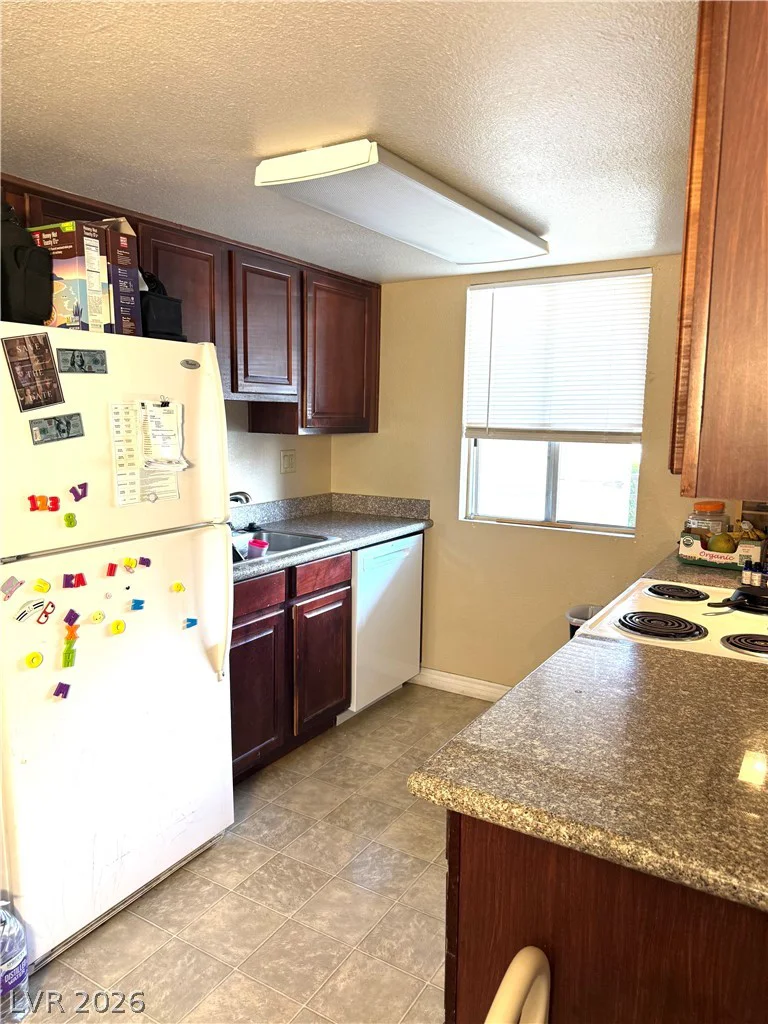 5081 River Glen, Las Vegas, NV 89103