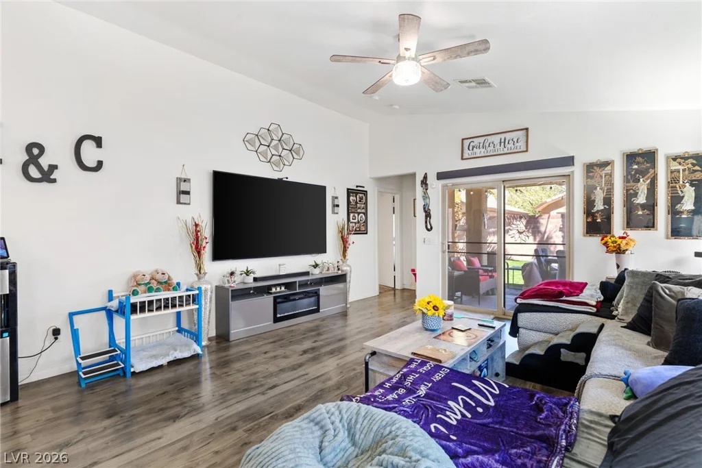 5682 Mahogany Run, Las Vegas, NV 89122