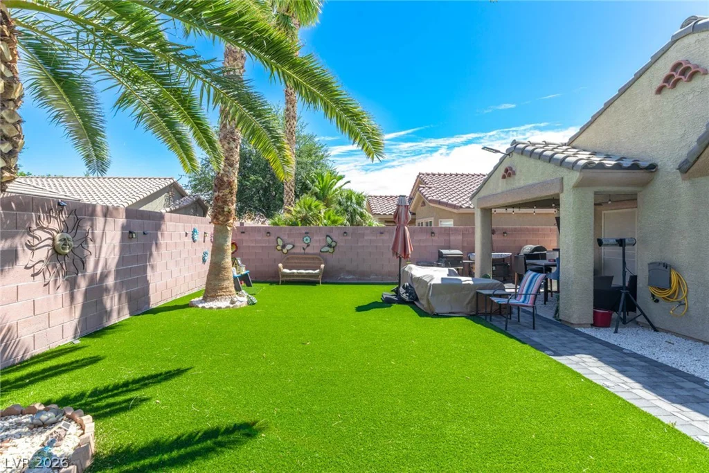 5682 Mahogany Run, Las Vegas, NV 89122