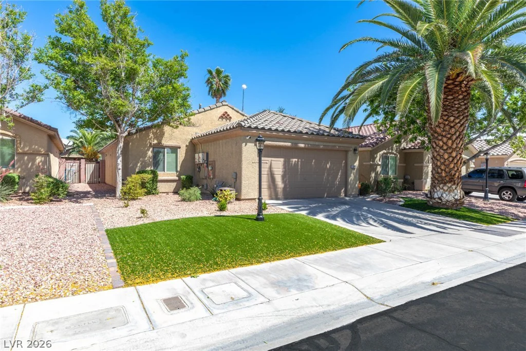 5682 Mahogany Run, Las Vegas, NV 89122