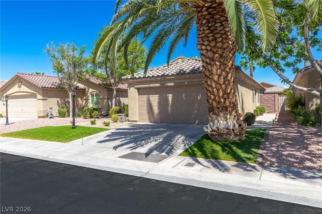5682 Mahogany Run, Las Vegas, NV 89122
