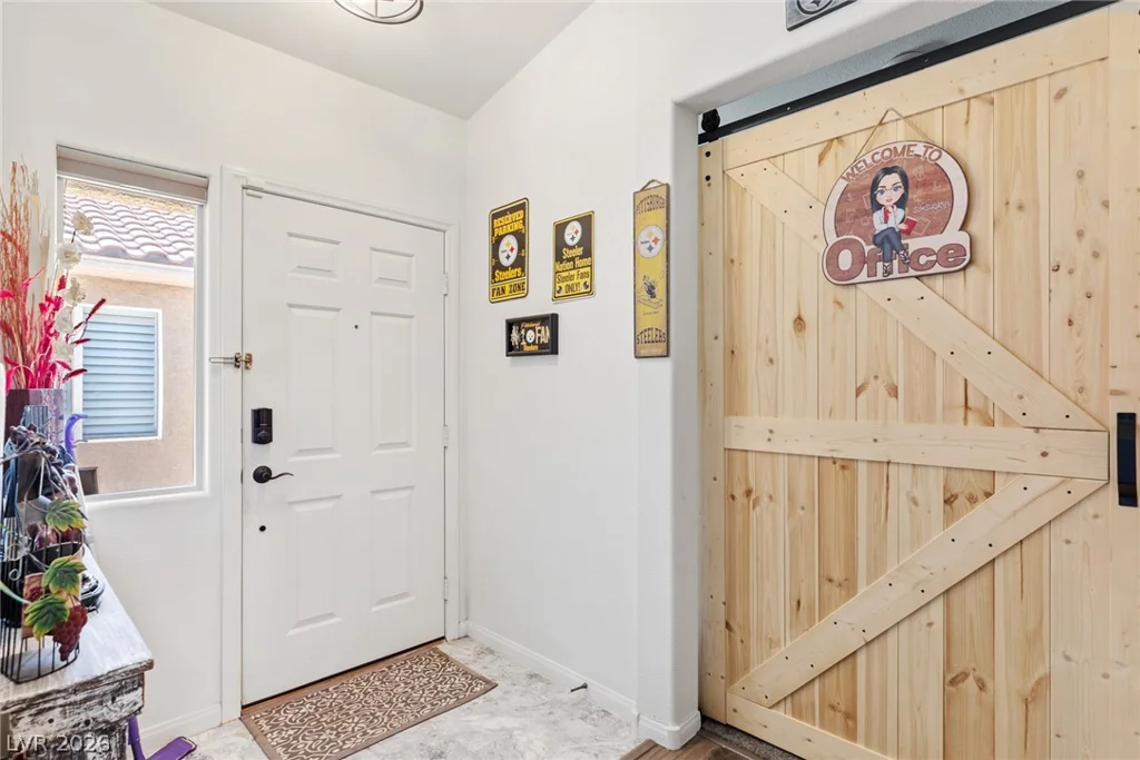 5682 Mahogany Run, Las Vegas, NV 89122