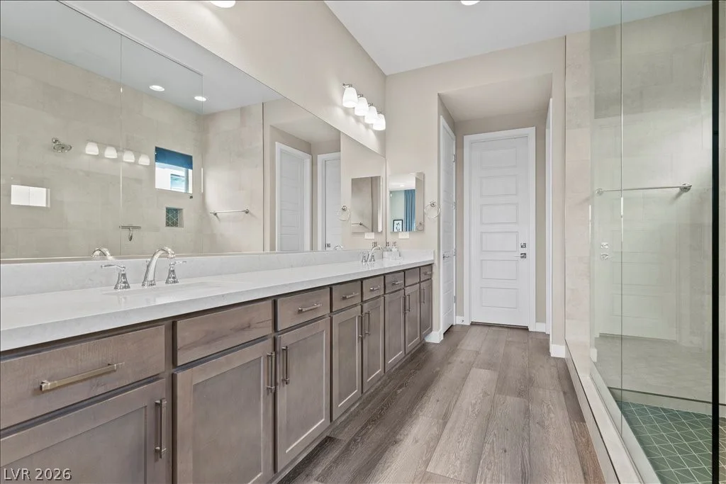 70 Nine Mile Creek, Las Vegas, NV 89138