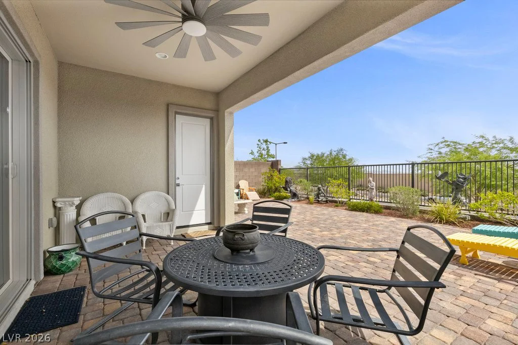 70 Nine Mile Creek, Las Vegas, NV 89138