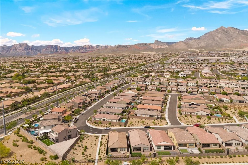 70 Nine Mile Creek, Las Vegas, NV 89138
