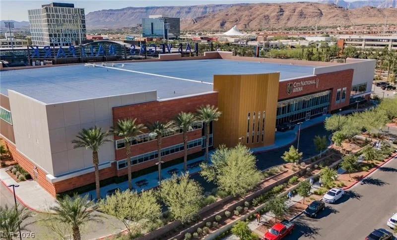 70 Nine Mile Creek, Las Vegas, NV 89138