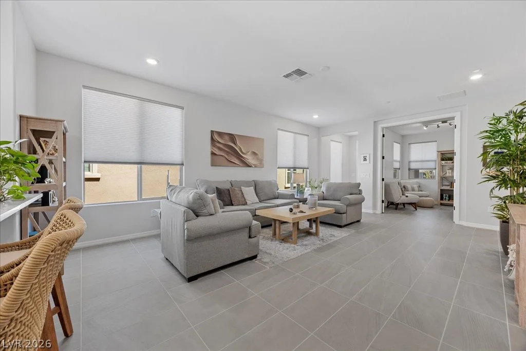 49 Stone Bluff, Henderson, NV 89011