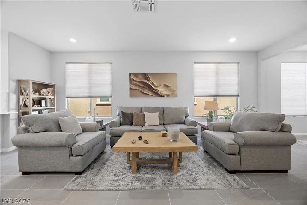 49 Stone Bluff, Henderson, NV 89011