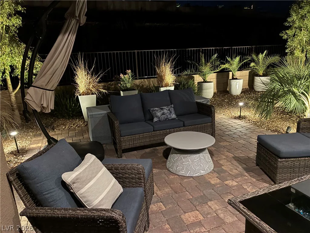 49 Stone Bluff, Henderson, NV 89011