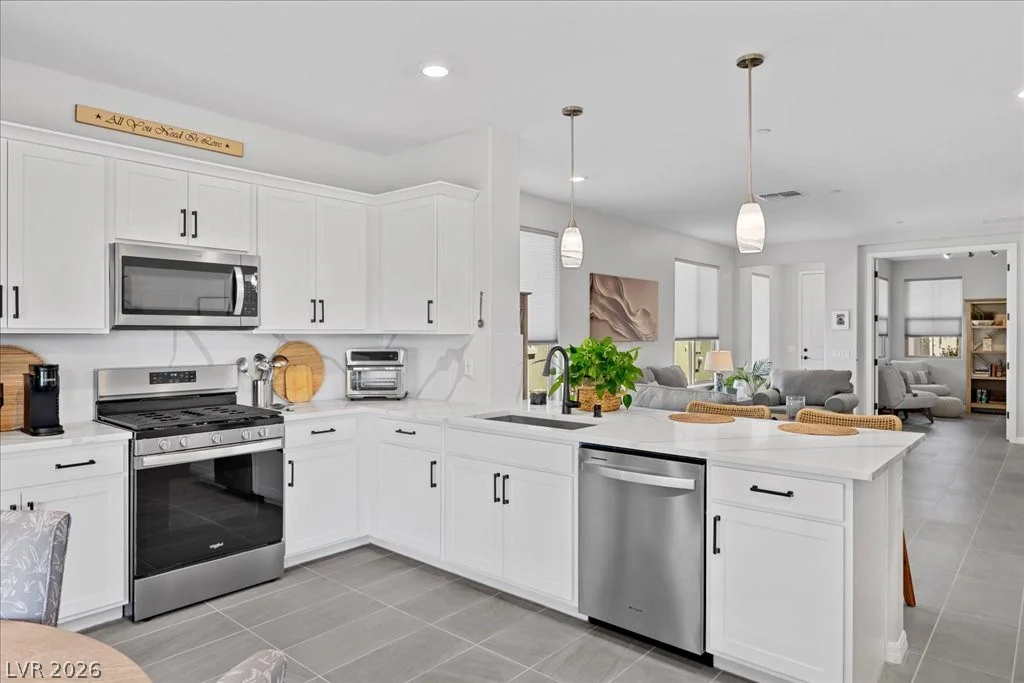 49 Stone Bluff, Henderson, NV 89011