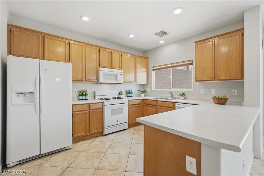 537 Lacabana Beach, Las Vegas, NV 89138
