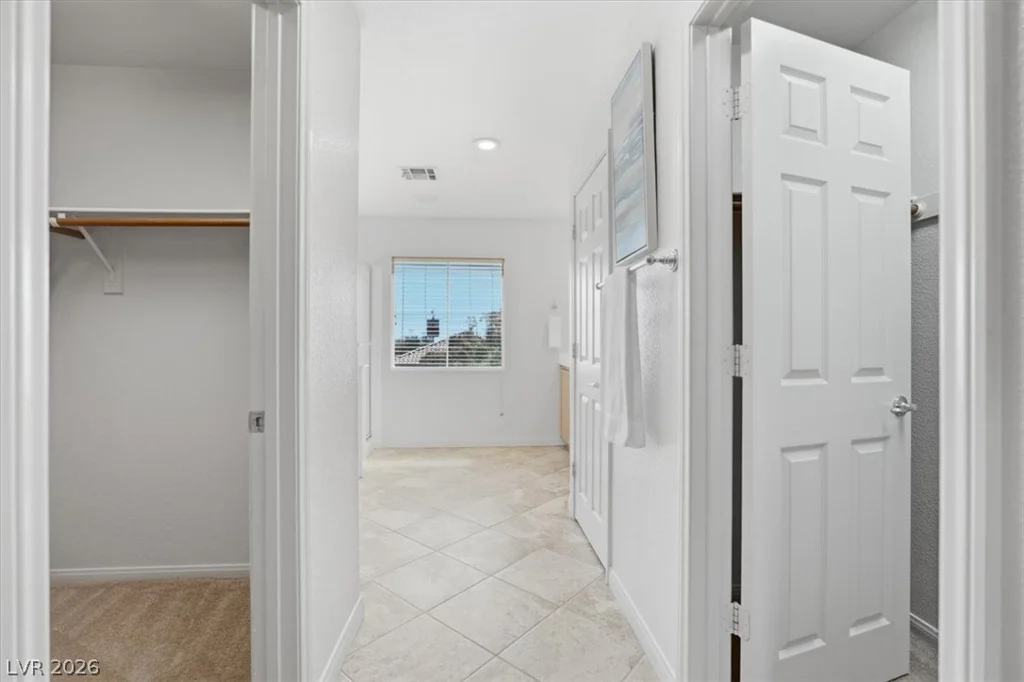 537 Lacabana Beach, Las Vegas, NV 89138