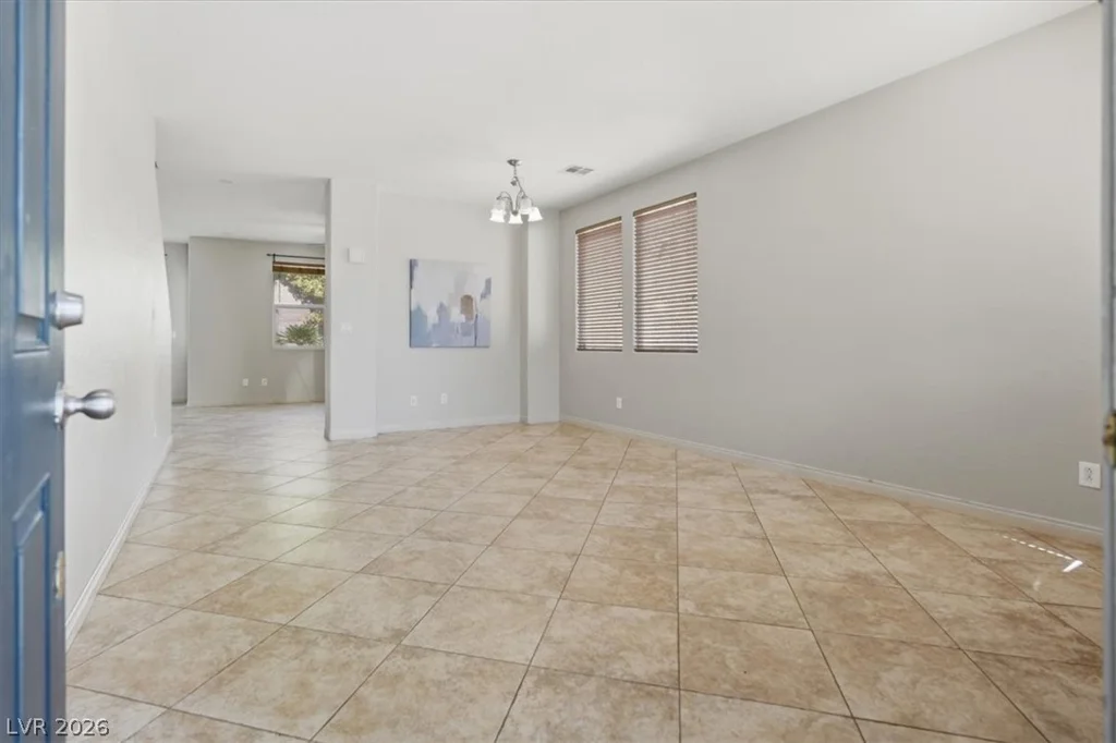 537 Lacabana Beach, Las Vegas, NV 89138