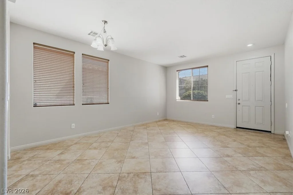 537 Lacabana Beach, Las Vegas, NV 89138