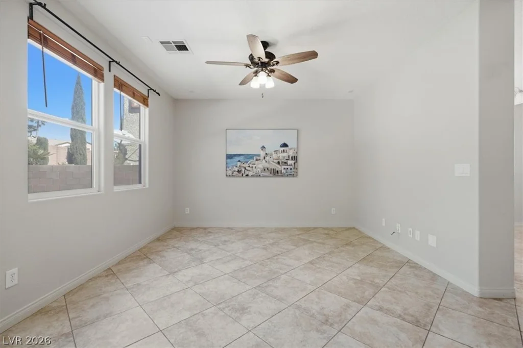 537 Lacabana Beach, Las Vegas, NV 89138