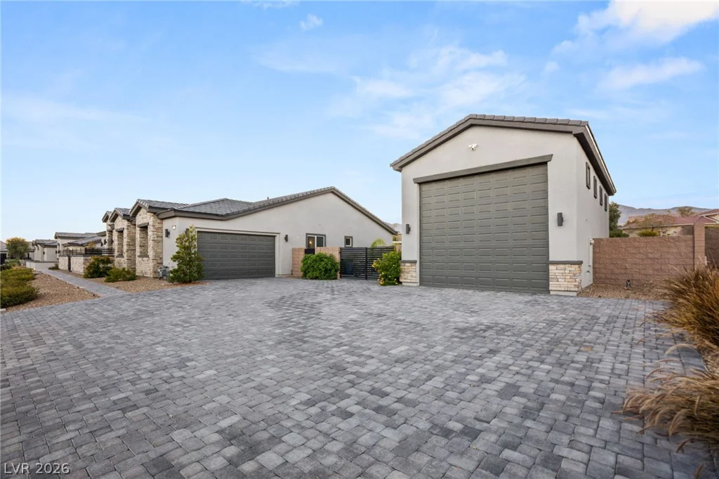 5865 Alice Landing, Las Vegas, NV 89149