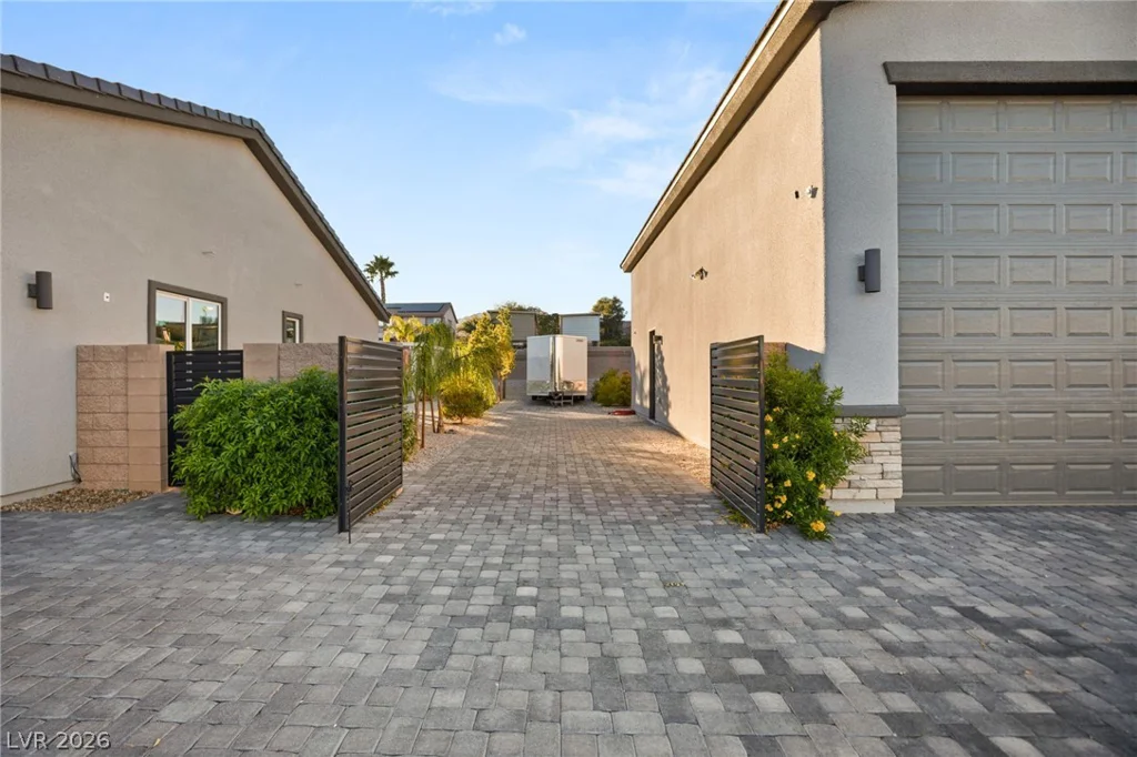 5865 Alice Landing, Las Vegas, NV 89149