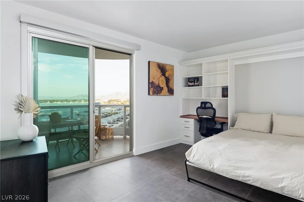 222 Karen, Las Vegas, NV 89109