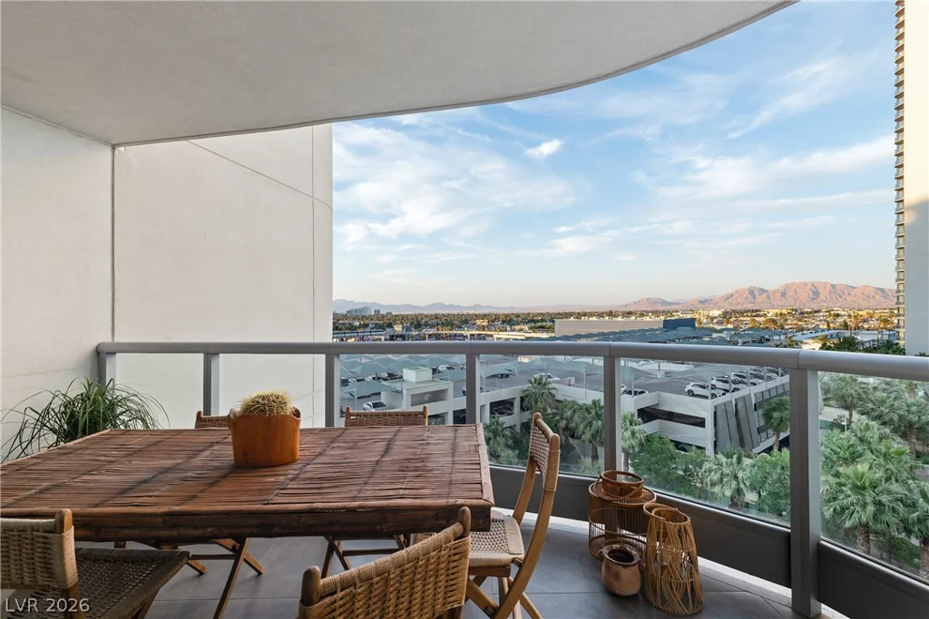 222 Karen, Las Vegas, NV 89109