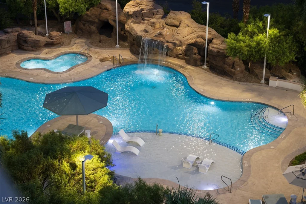 222 Karen, Las Vegas, NV 89109