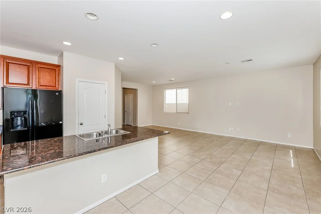 5512 Silent Springs, Las Vegas, NV 89122