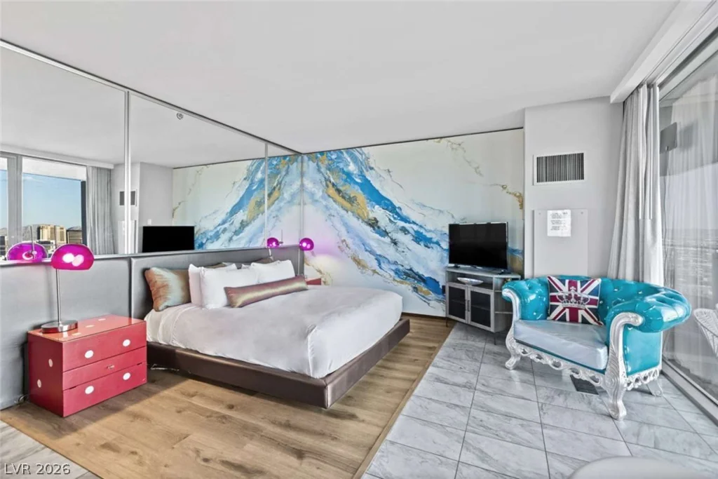 4381 Flamingo, Las Vegas, NV 89103