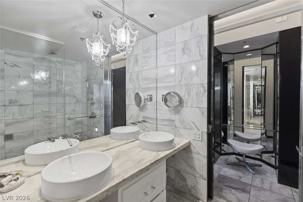 4381 Flamingo, Las Vegas, NV 89103