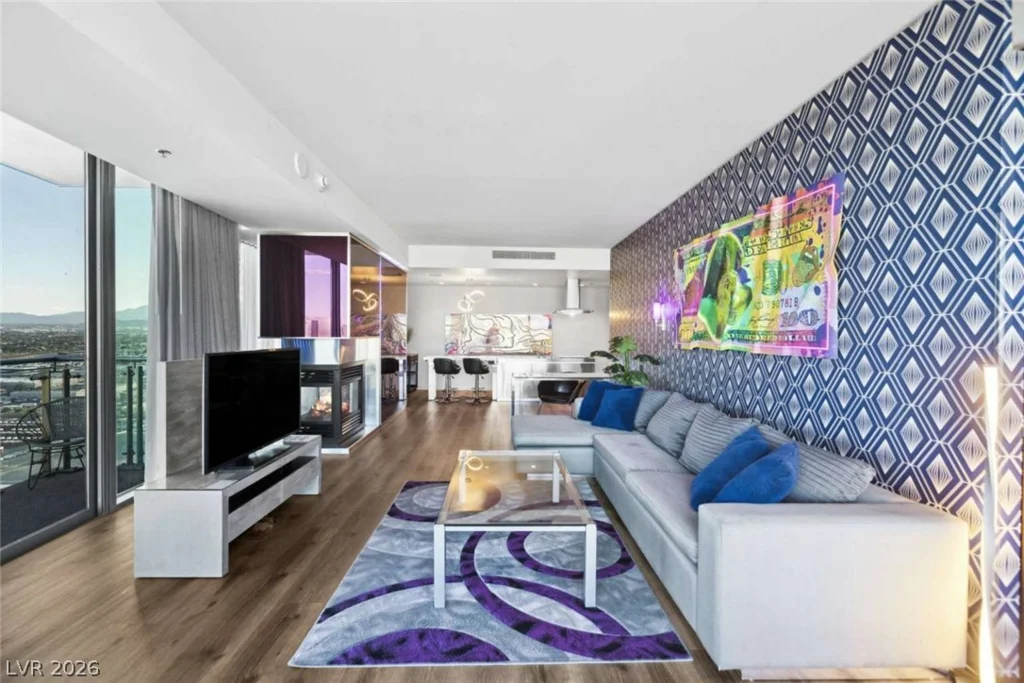 4381 Flamingo, Las Vegas, NV 89103