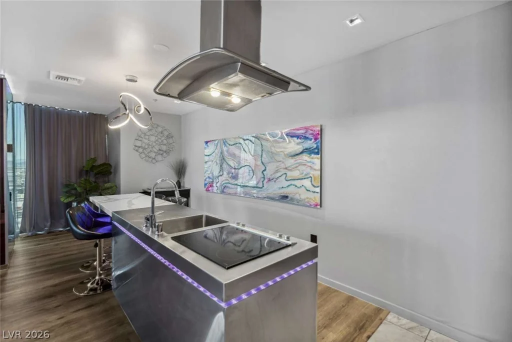 4381 Flamingo, Las Vegas, NV 89103