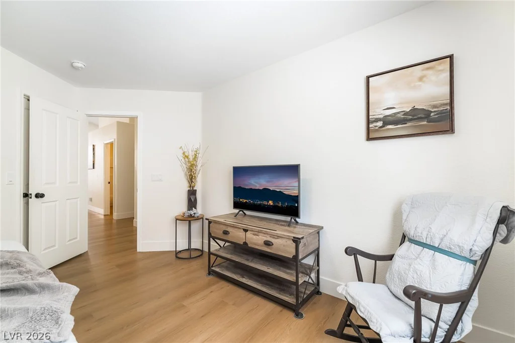 686 Pansy, Henderson, NV 89052