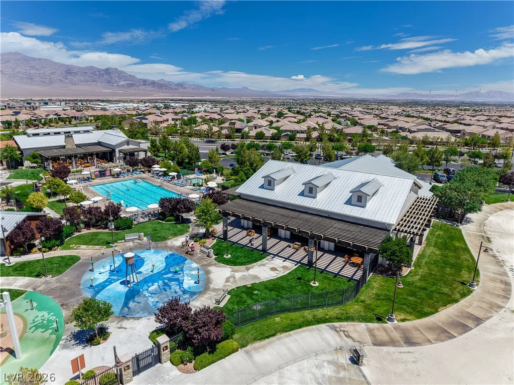 8657 Hartmont, Las Vegas, NV 89166