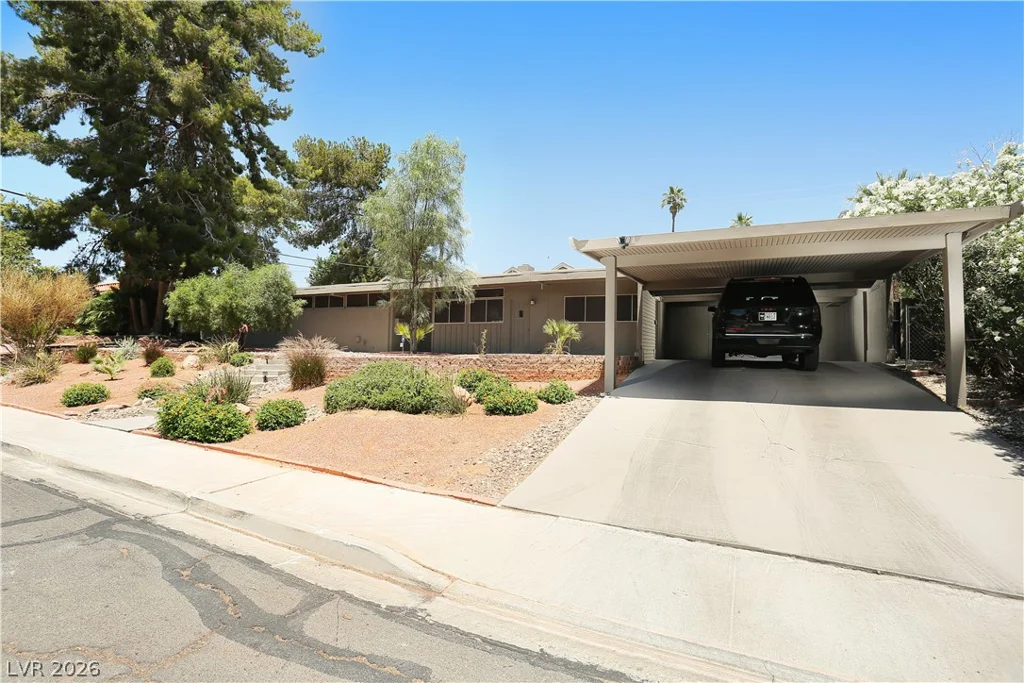 3538 Pueblo, Las Vegas, NV 89169