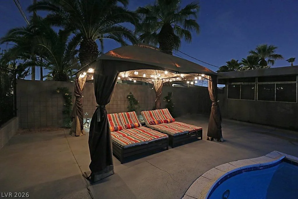 3538 Pueblo, Las Vegas, NV 89169