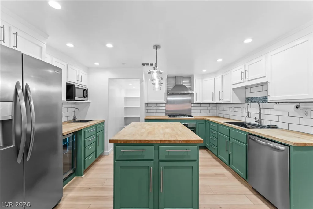 605 L, Boulder City, NV 89005