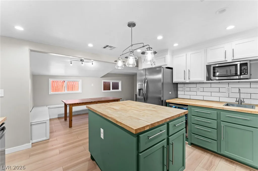 605 L, Boulder City, NV 89005