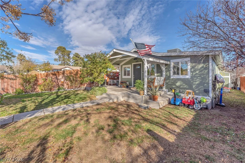 605 L, Boulder City, NV 89005