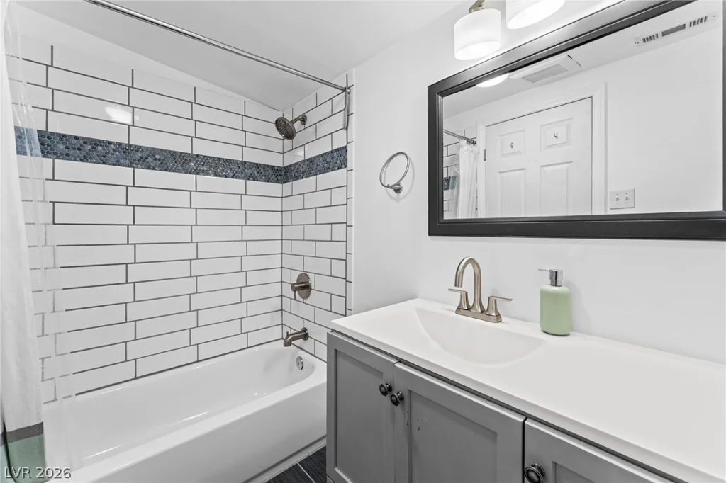 605 L, Boulder City, NV 89005