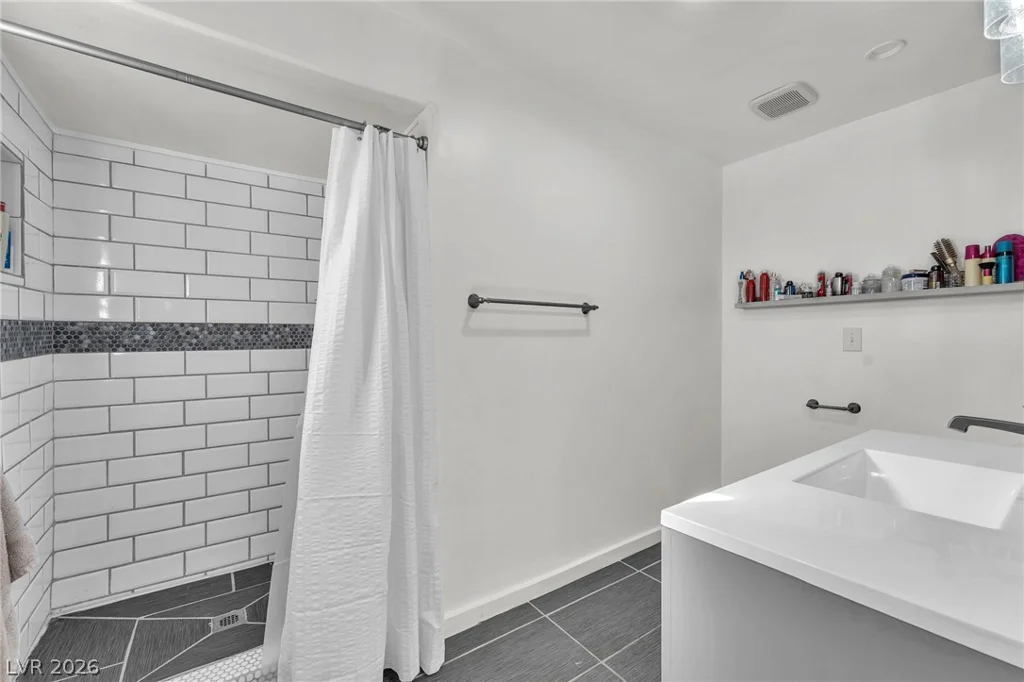 605 L, Boulder City, NV 89005