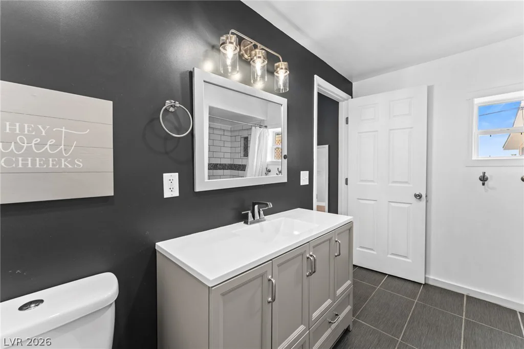 605 L, Boulder City, NV 89005