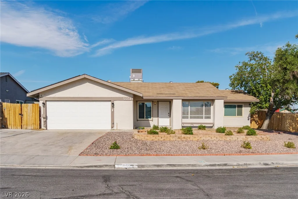 5551 Corral, Las Vegas, NV 89119