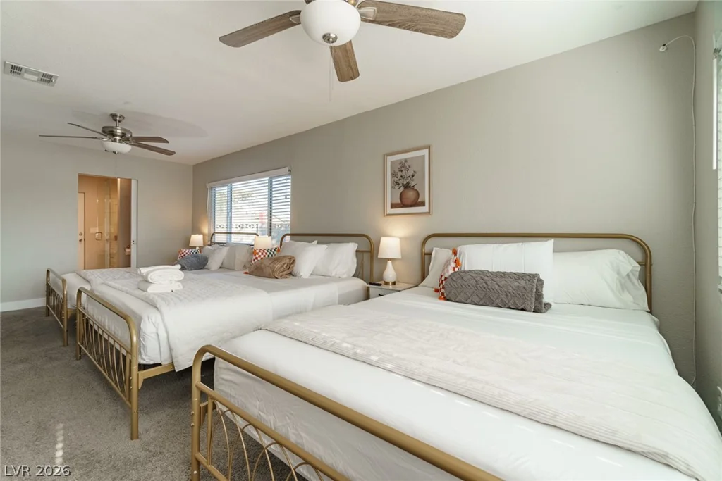5551 Corral, Las Vegas, NV 89119