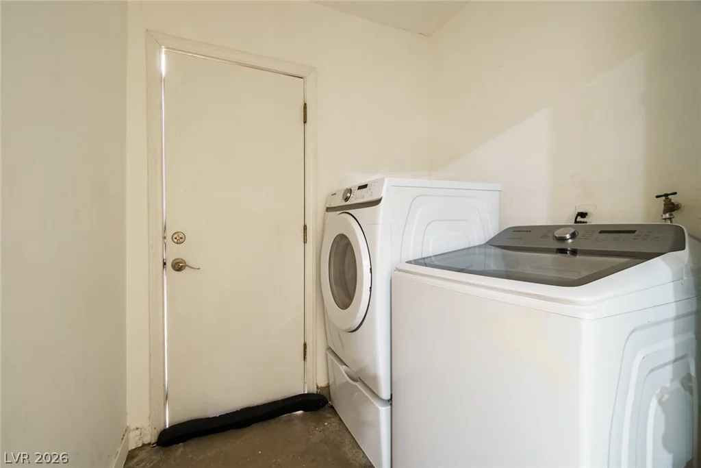 5551 Corral, Las Vegas, NV 89119