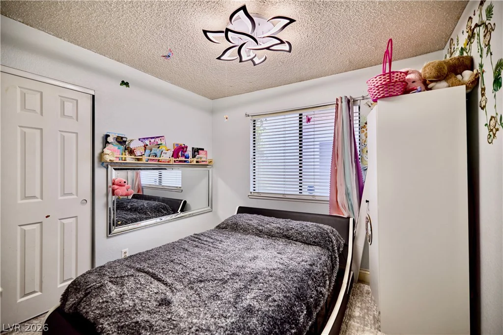 6669 Pleasant Plains, Las Vegas, NV 89108