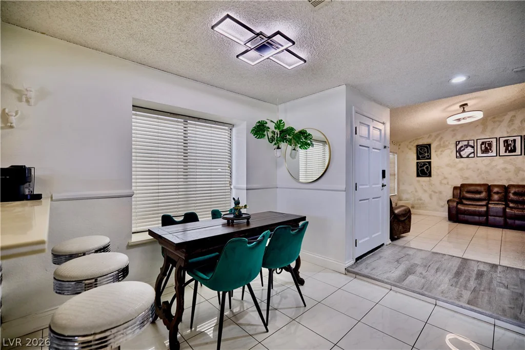 6669 Pleasant Plains, Las Vegas, NV 89108